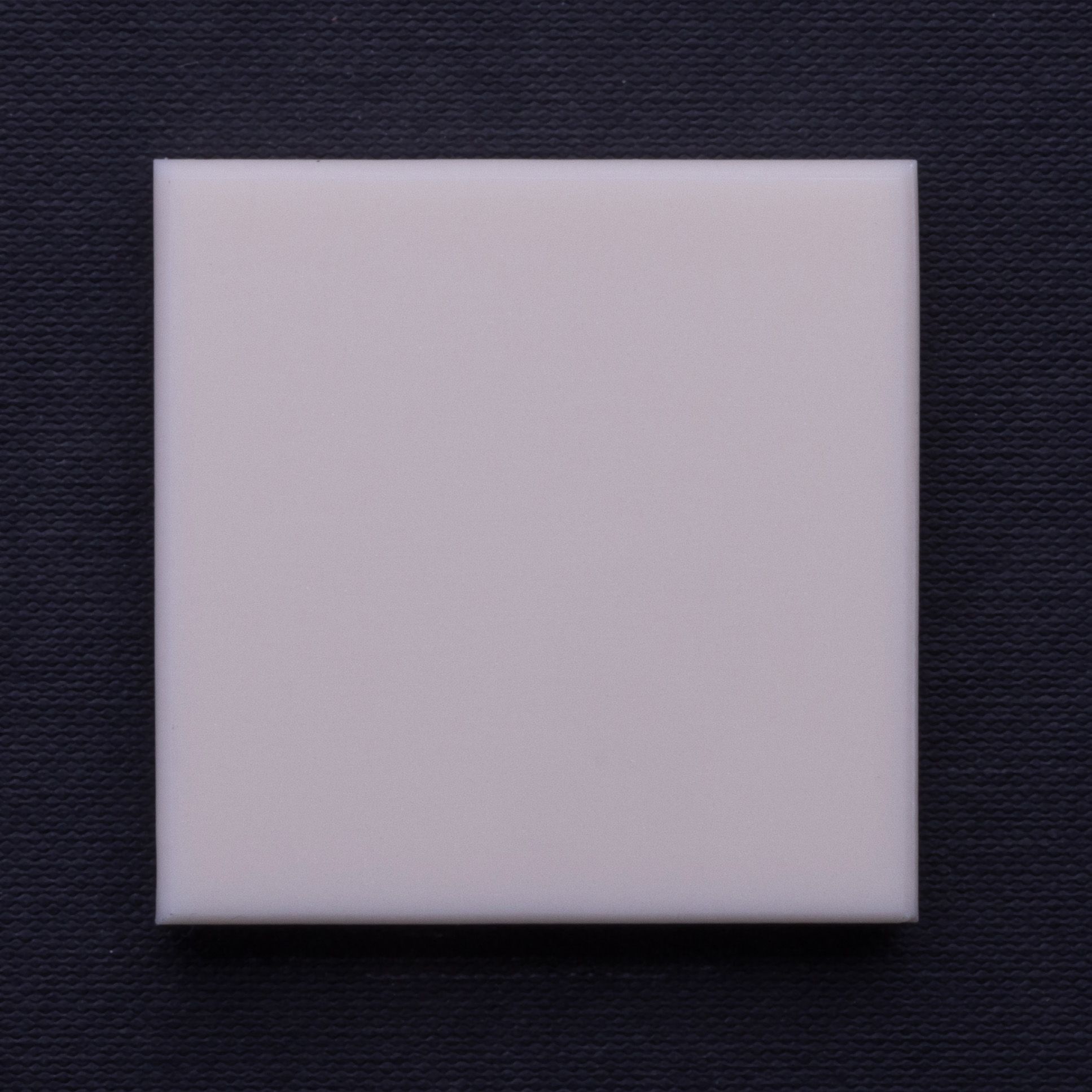 S-004 Ivory