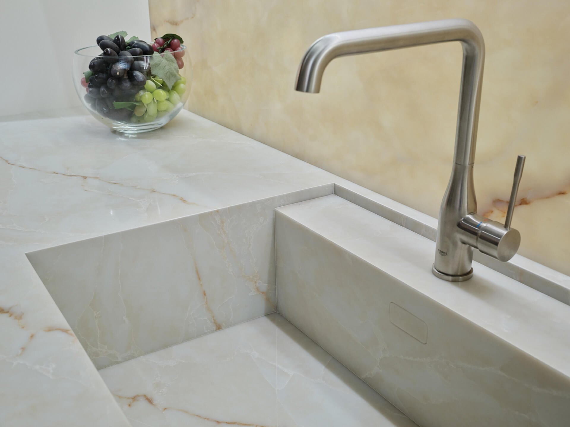 A96 Ivory Glace