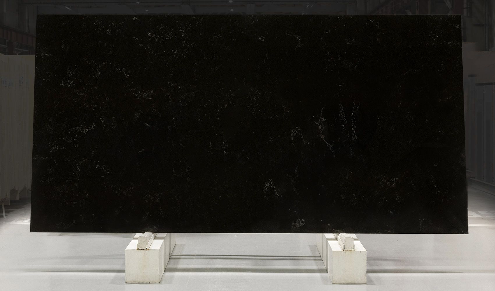 EQPM 028 Black Perlino