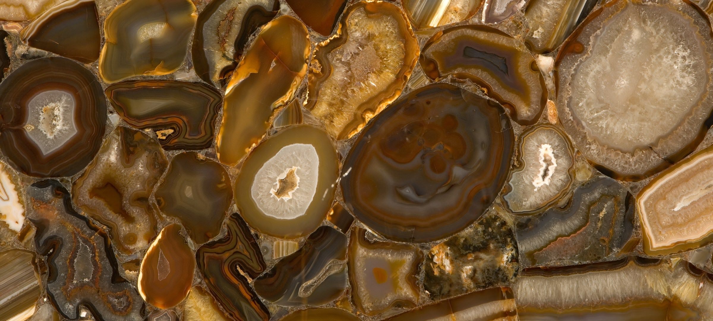 8310 Brown Agate