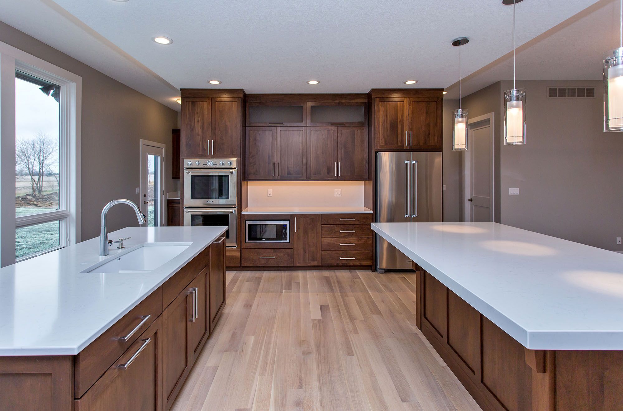 BQ8220 Carrara