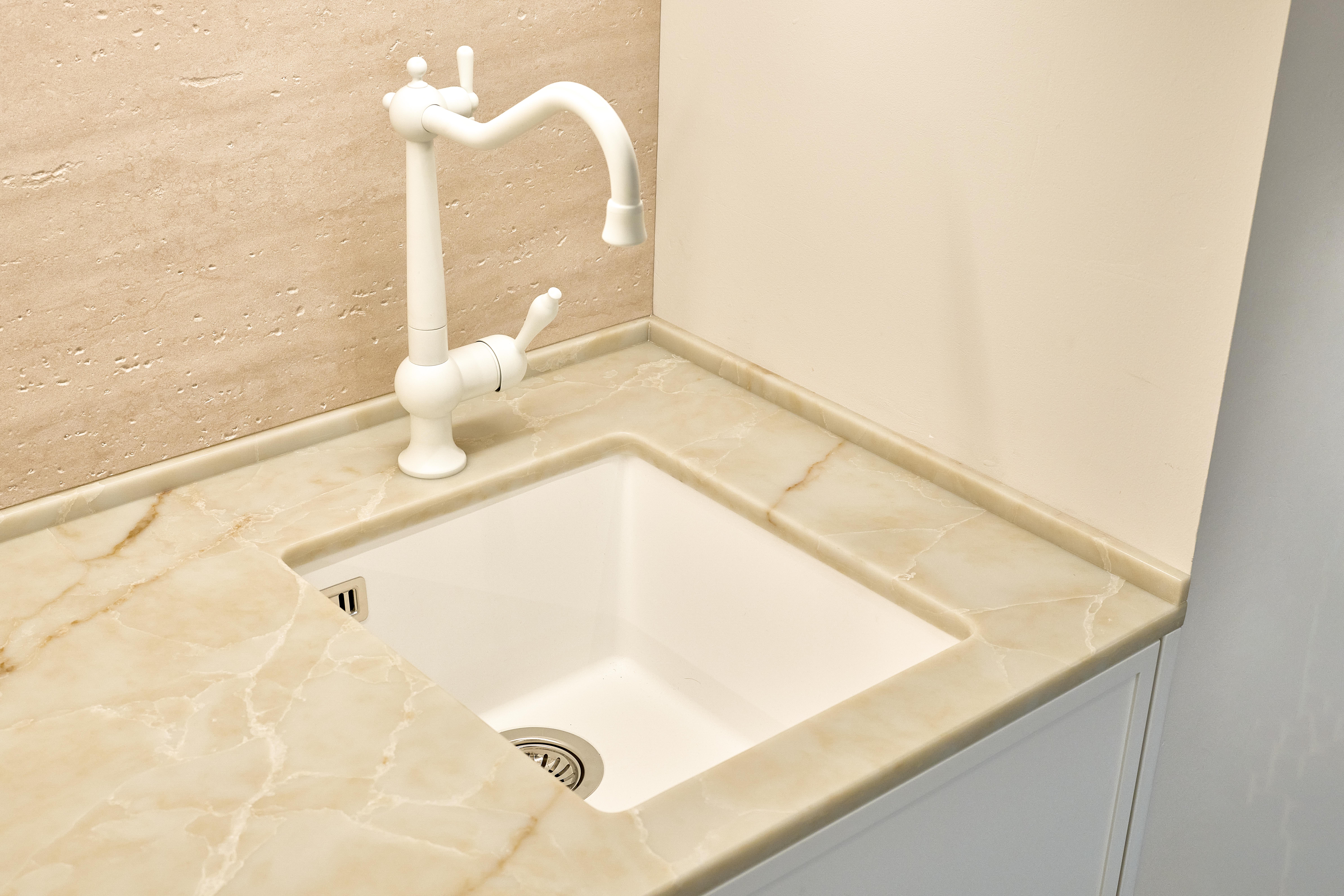 A96 Ivory Glace