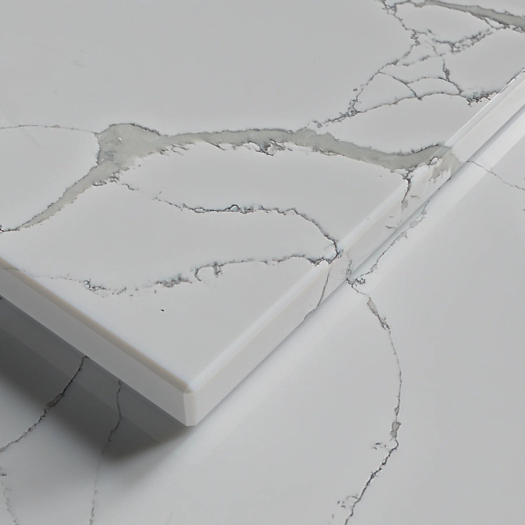 PRIMAX Quartz 740 Rainbow Calacatta